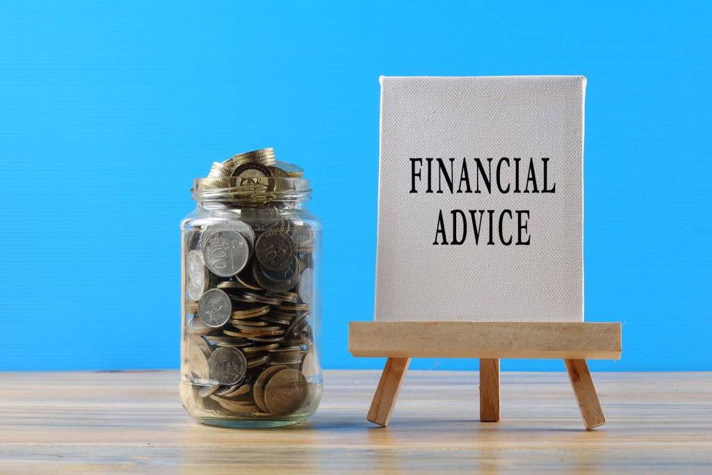 how-much-does-a-financial-advisor-cost-dechtman-wealth-managment